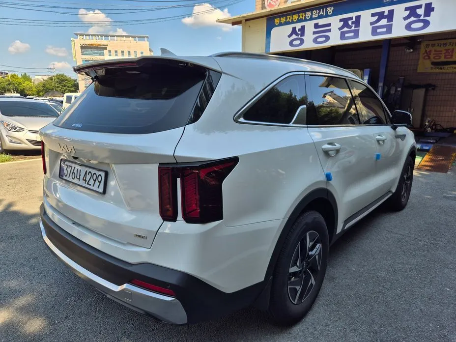 Kia Sorento — фото 9
