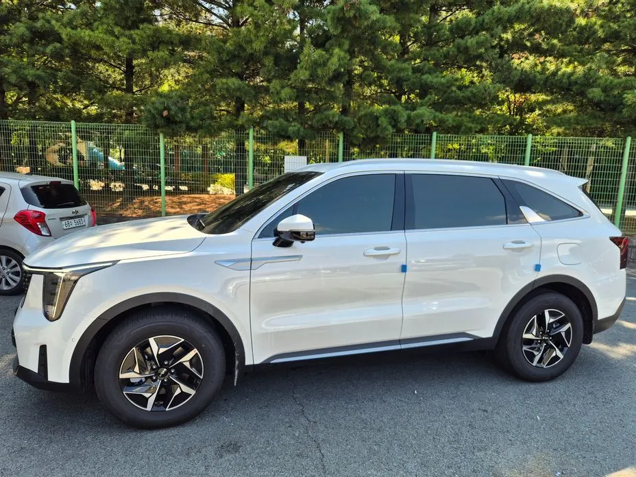 Kia Sorento — фото 7