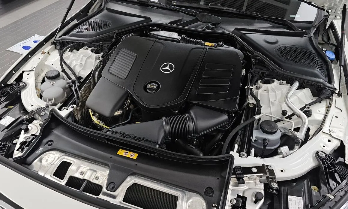 Mercedes-Benz E-Class — фото 10