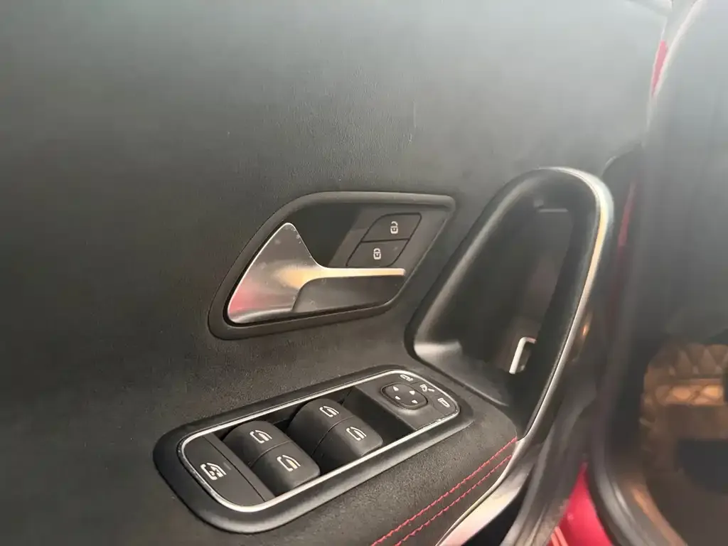 Mercedes-Benz CLA (Import) — фото 3
