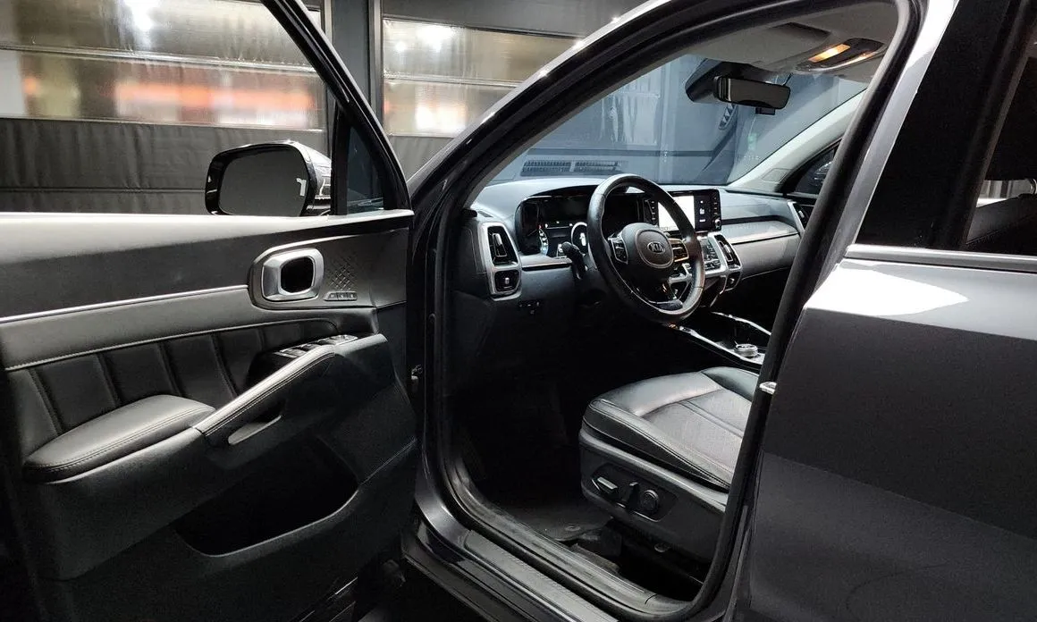 Kia Sorento — фото 4