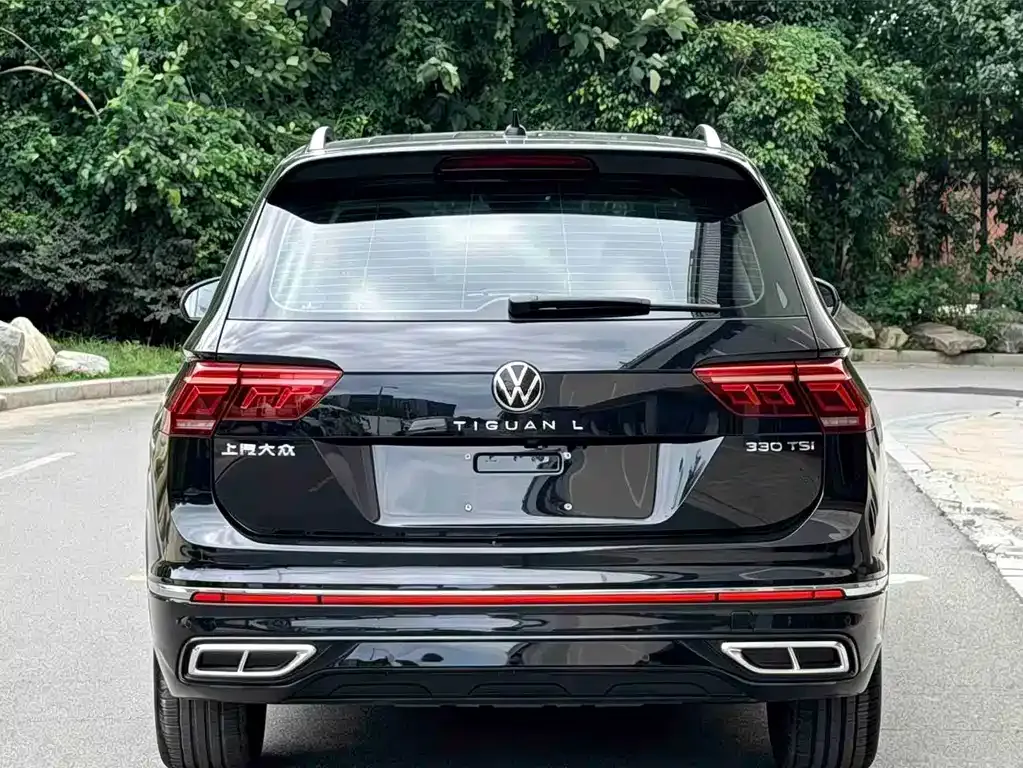 Volkswagen Tiguan L — фото 2