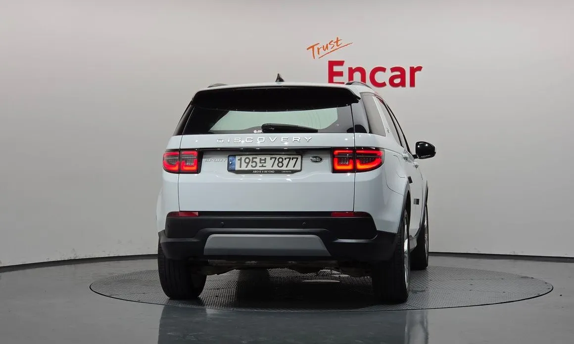 Land Rover Discovery Sport — фото 2