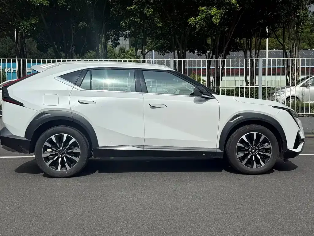 GAC Motor Shadow Cool — фото 8