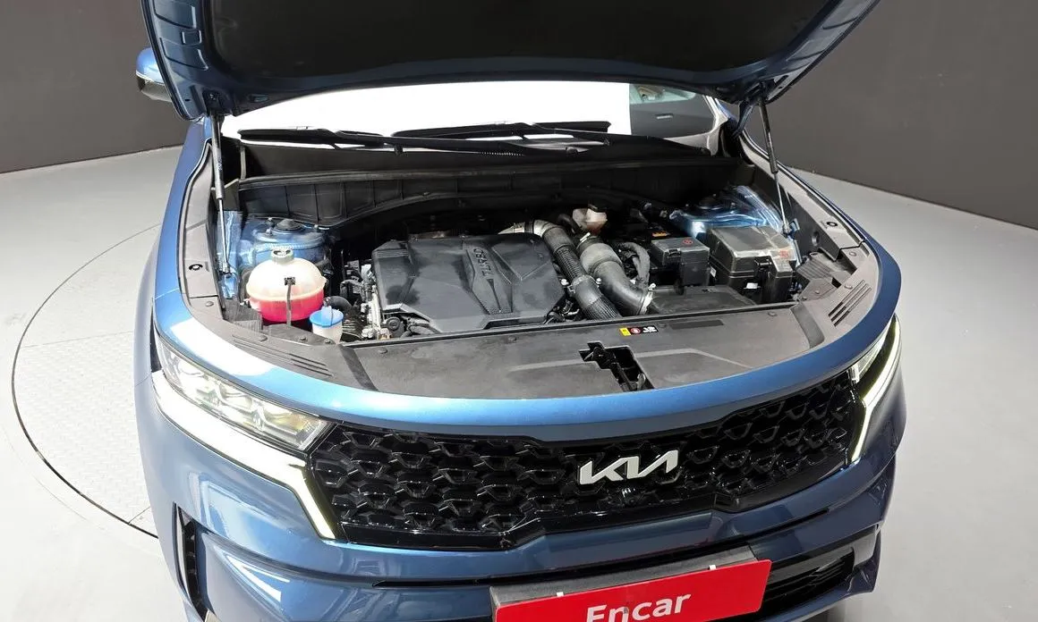 Kia Sorento — фото 6