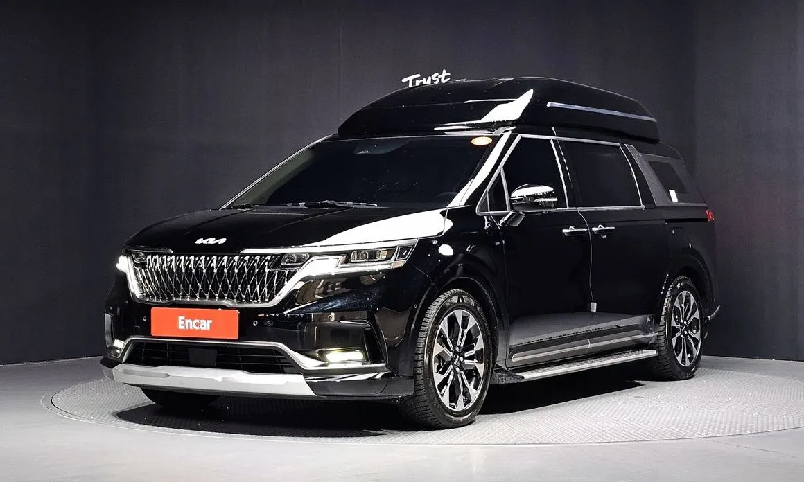 Kia Carnival — фото 1