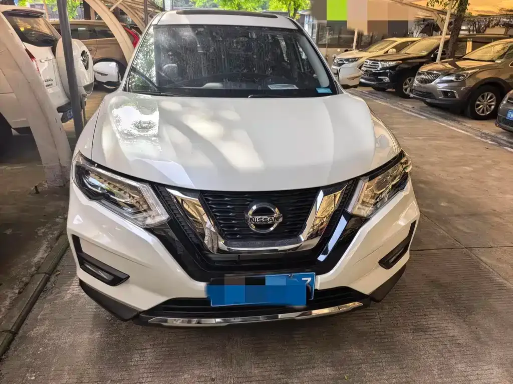 Nissan X-Trail — фото 4