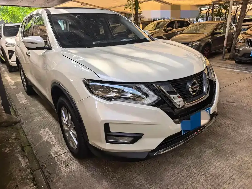 Nissan X-Trail — фото 2