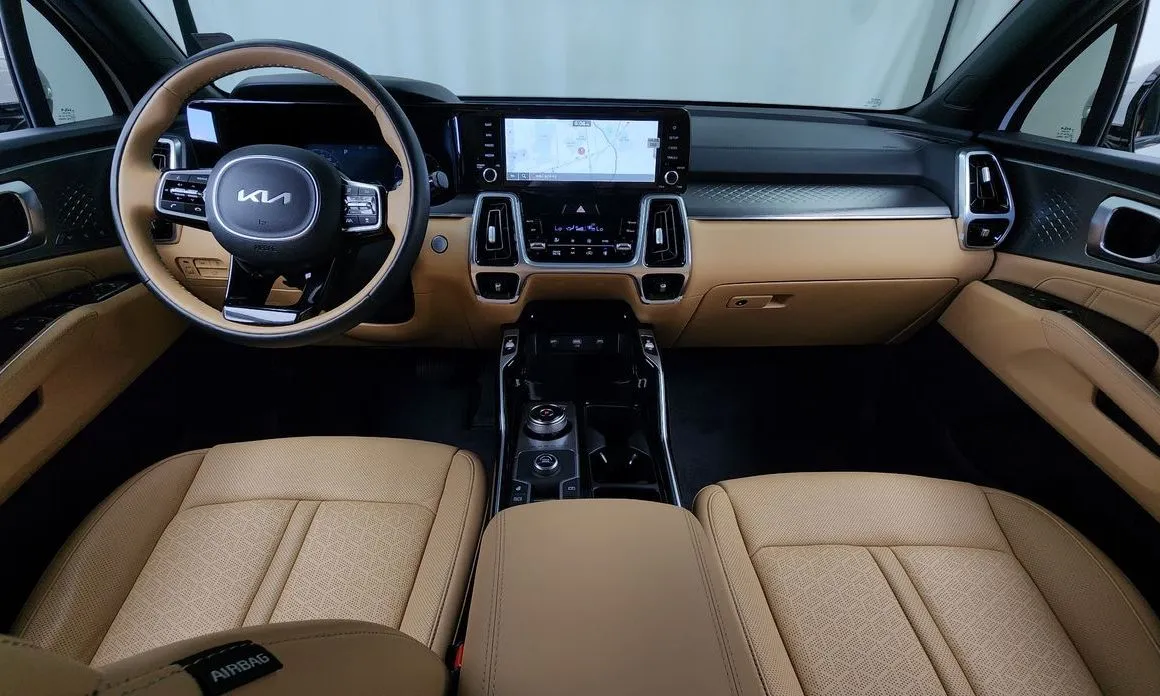 Kia Sorento — фото 8