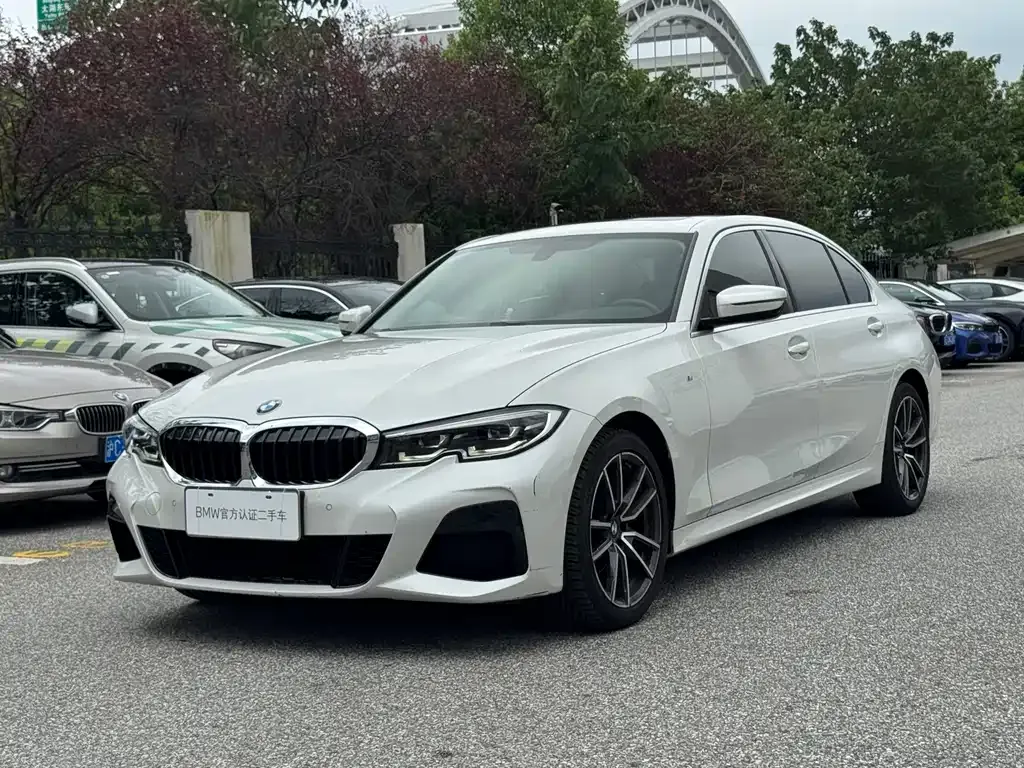 BMW 3 Series — фото 1