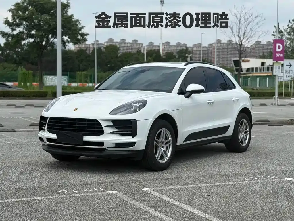 Porsche Macan — фото 1