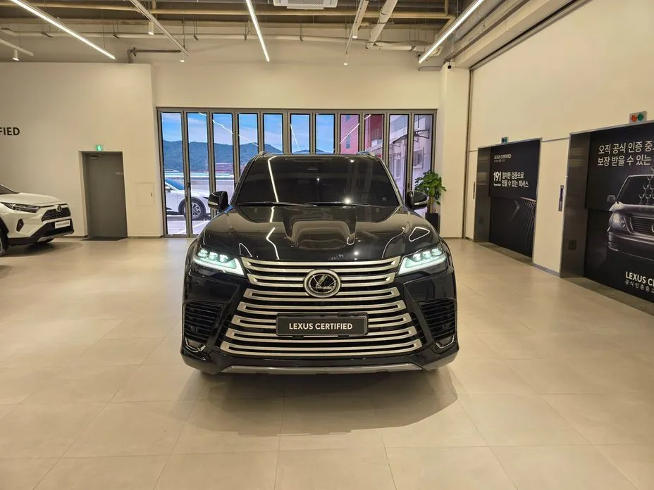 Lexus LX — фото 3