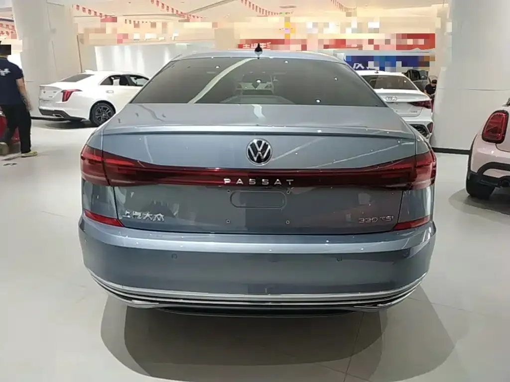 Volkswagen Passat — фото 4