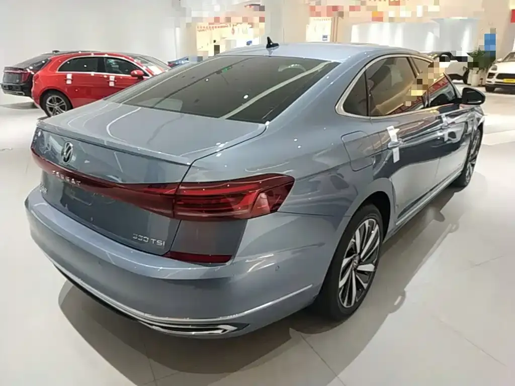 Volkswagen Passat — фото 3