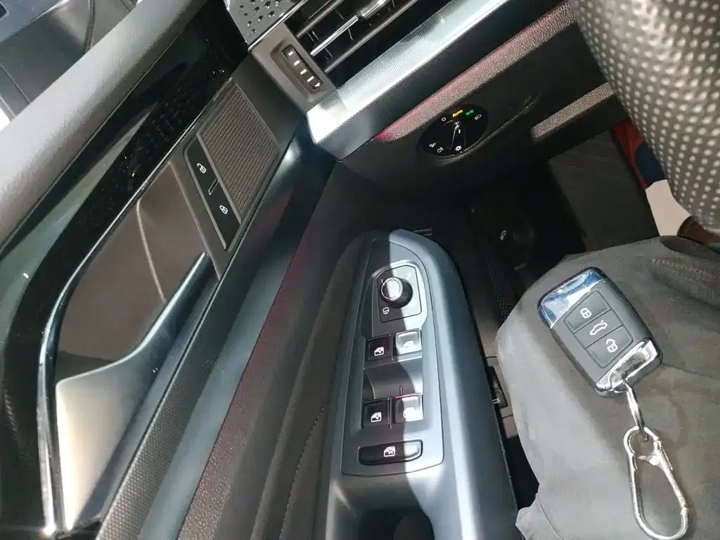 Volkswagen Passat — фото 7