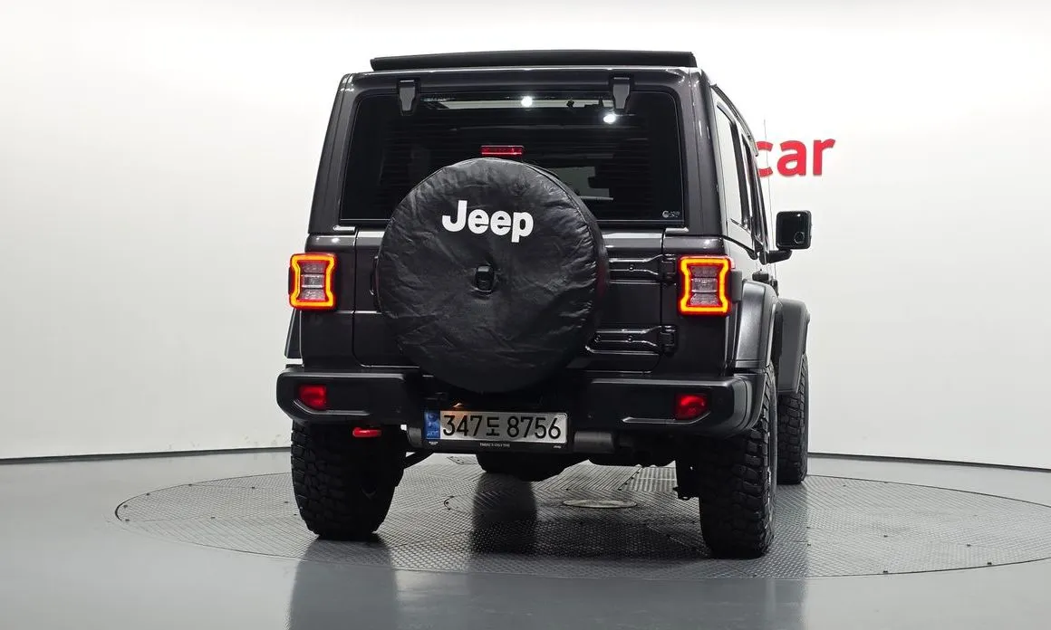 Jeep Wrangler — фото 6