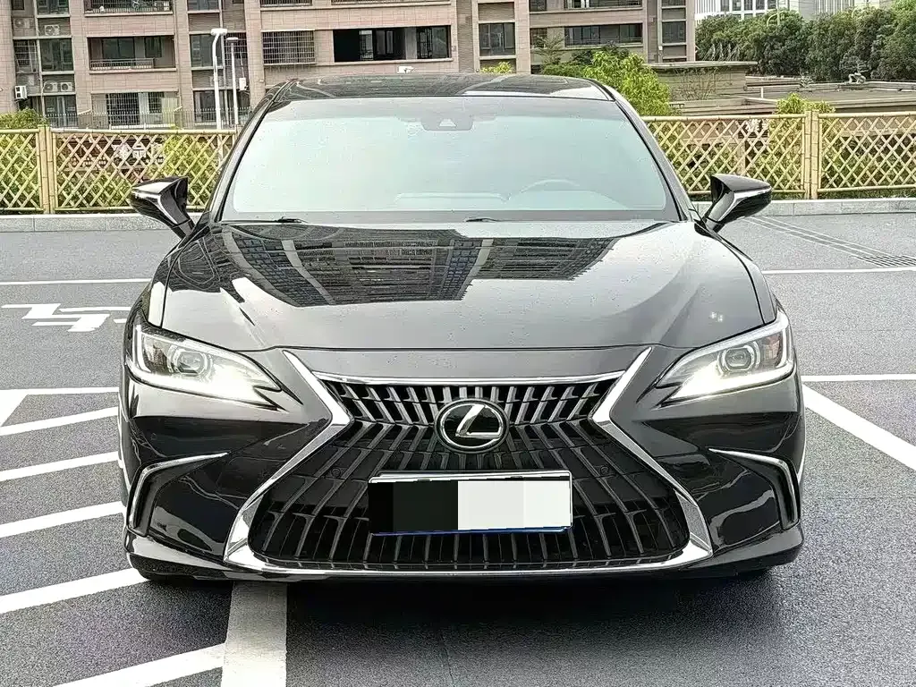 Lexus ES — фото 6