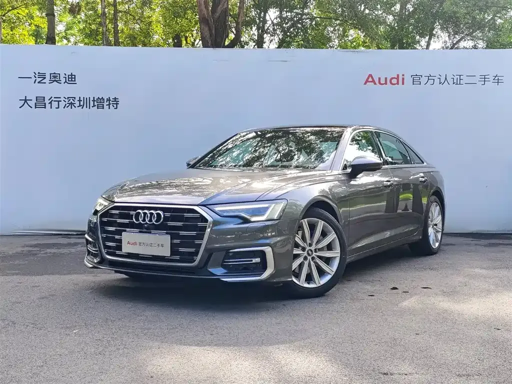 Audi A6L — фото 1