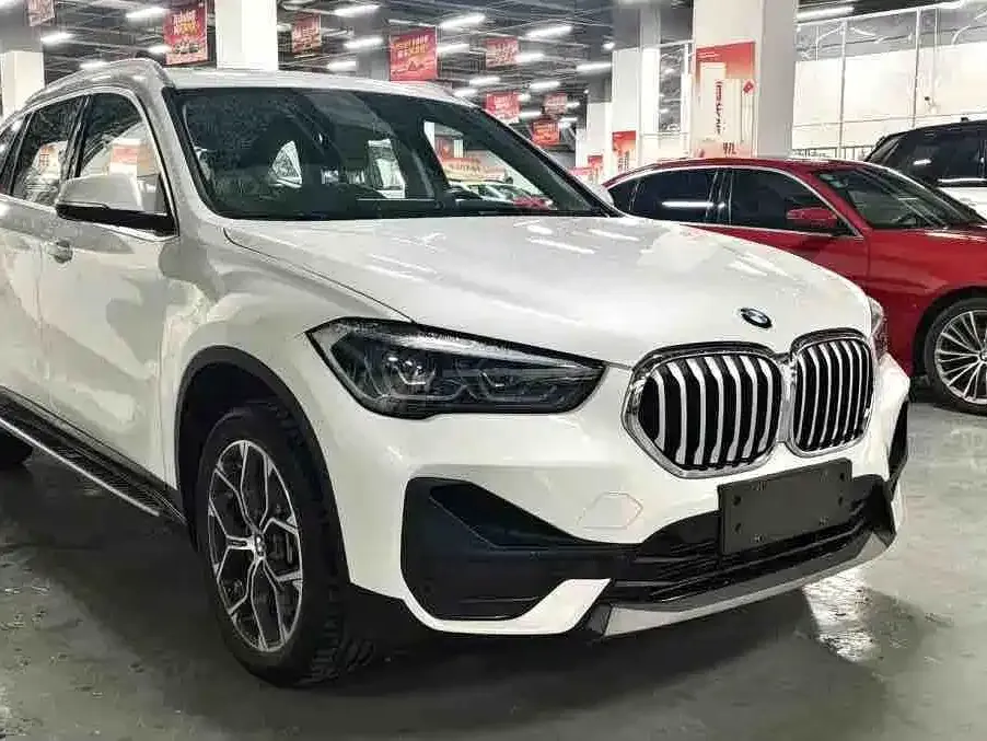 BMW X1 — фото 5