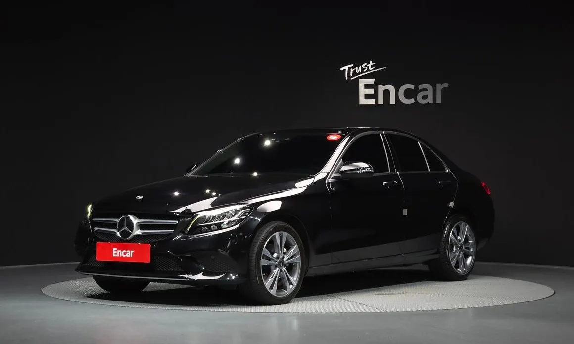 Mercedes-Benz C-Class — фото 1
