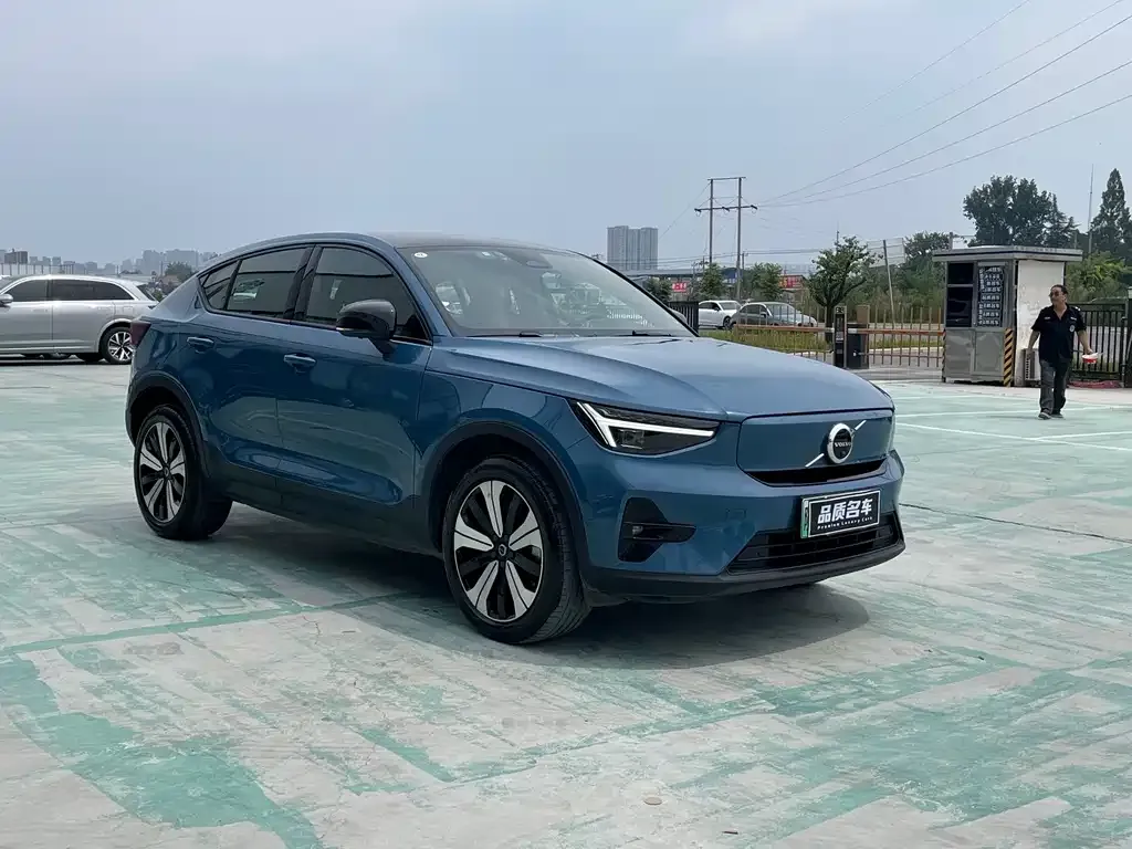 Volvo C40 — фото 2