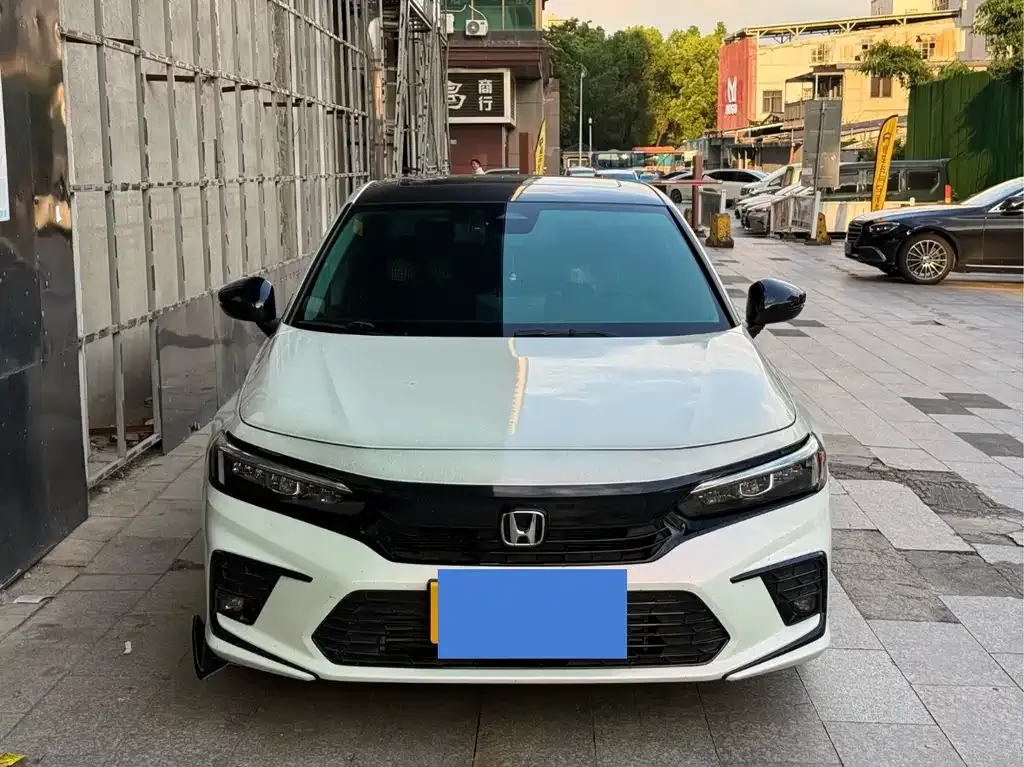 Honda Civic — фото 2