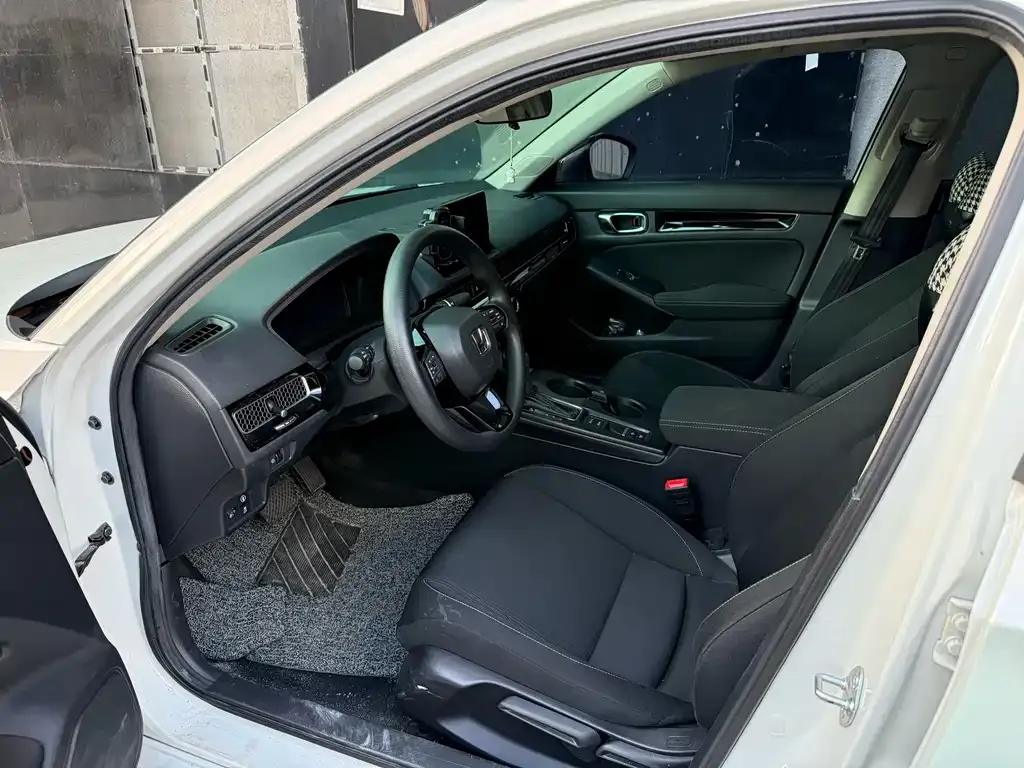 Honda Civic — фото 4