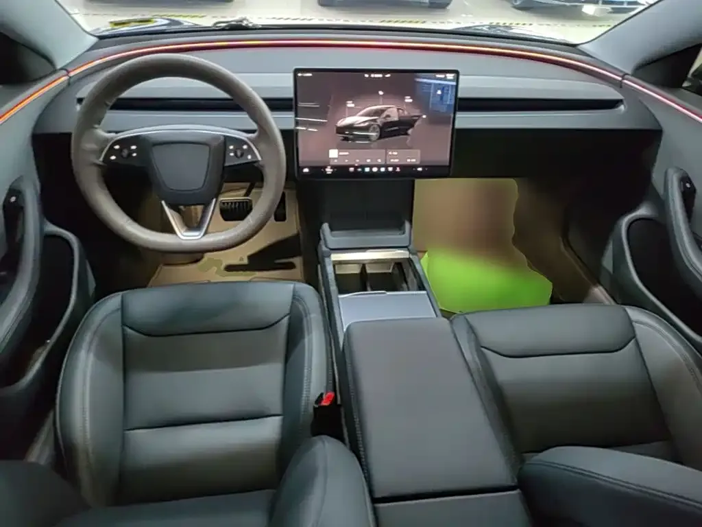 Tesla Model 3 — фото 10