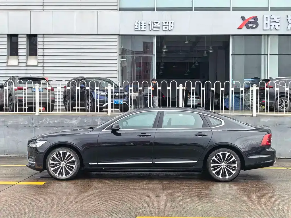 Volvo S90 — фото 2
