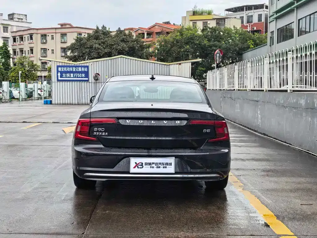 Volvo S90 — фото 8