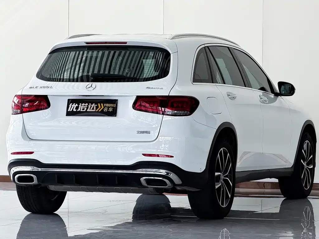 Mercedes-Benz GLC — фото 9