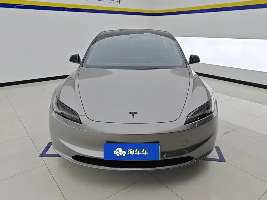 Tesla Model 3 — фото 2