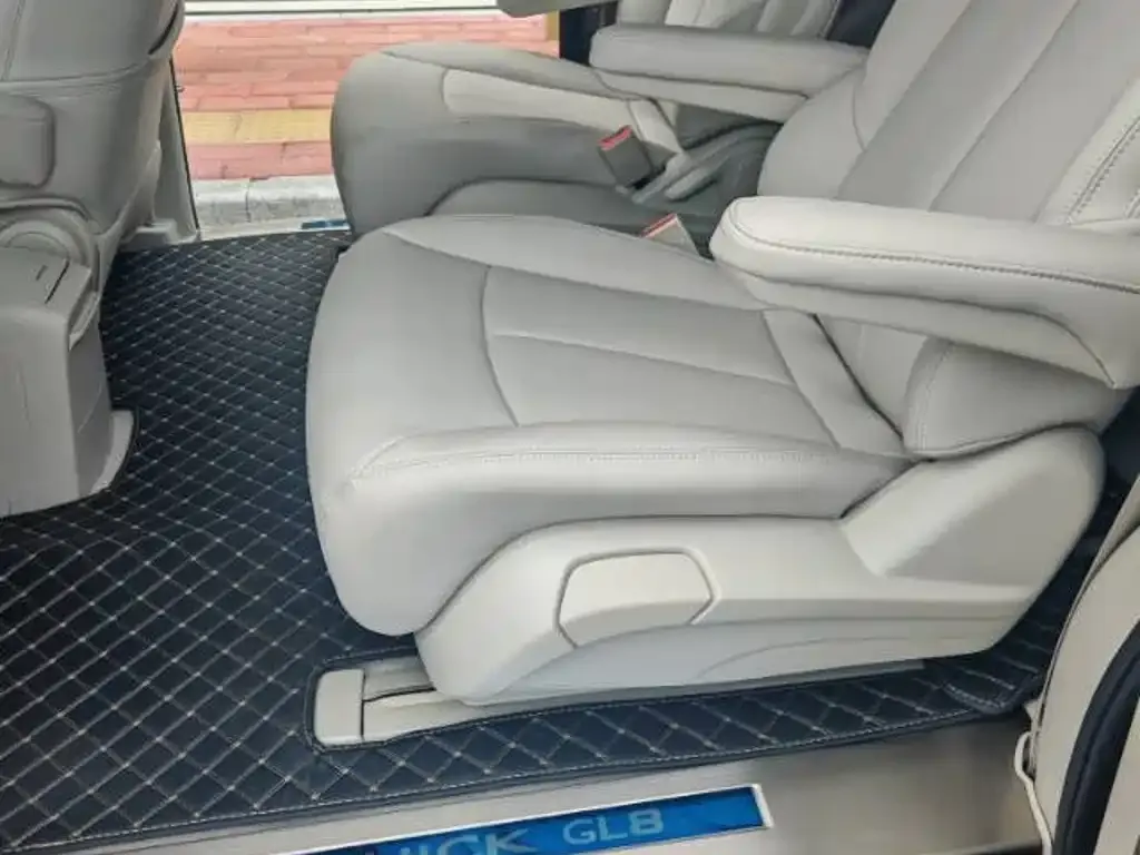 Buick GL8 — фото 7