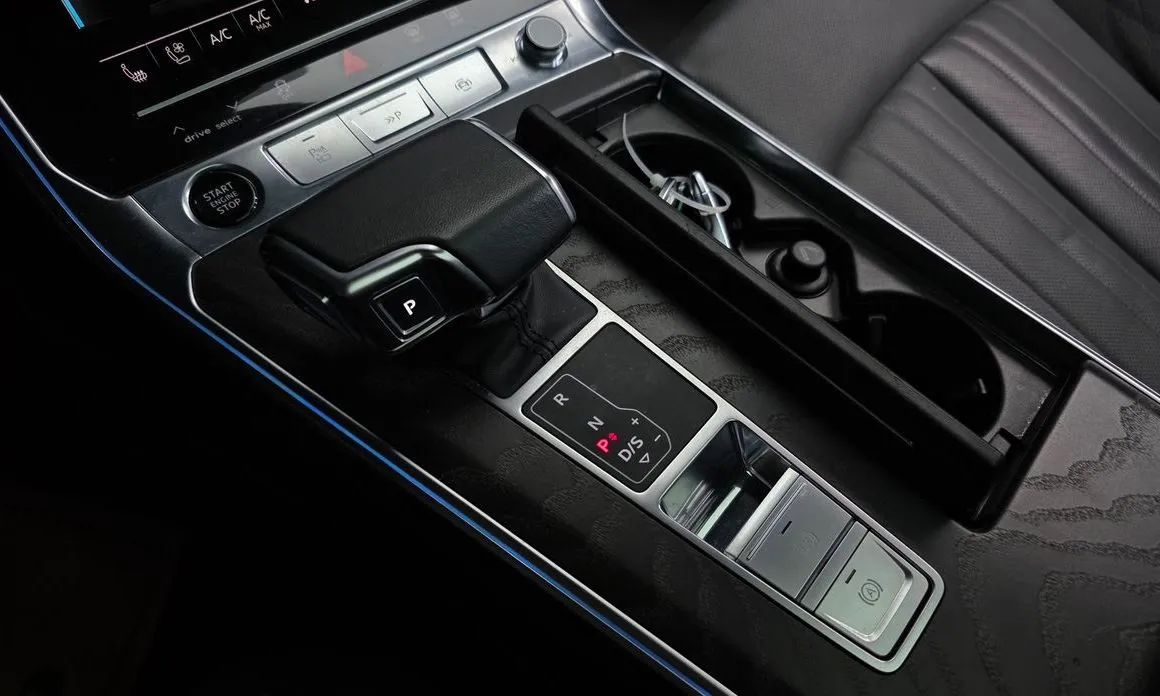Audi A6 — фото 4