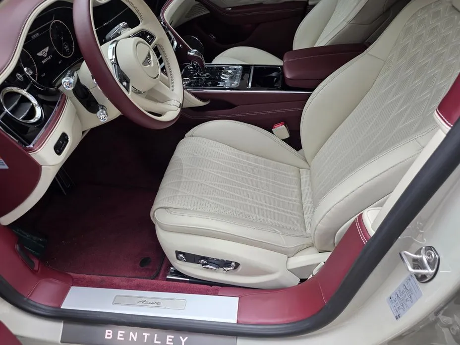 Bentley Flying Spur — фото 4
