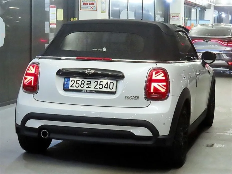 Mini Cooper Convertible — фото 3
