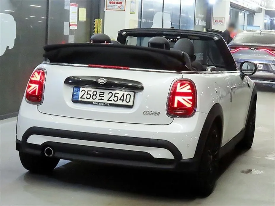 Mini Cooper Convertible — фото 6