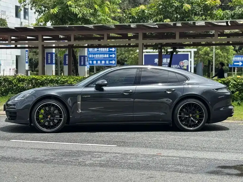 Porsche Panamera Hybrid — фото 9
