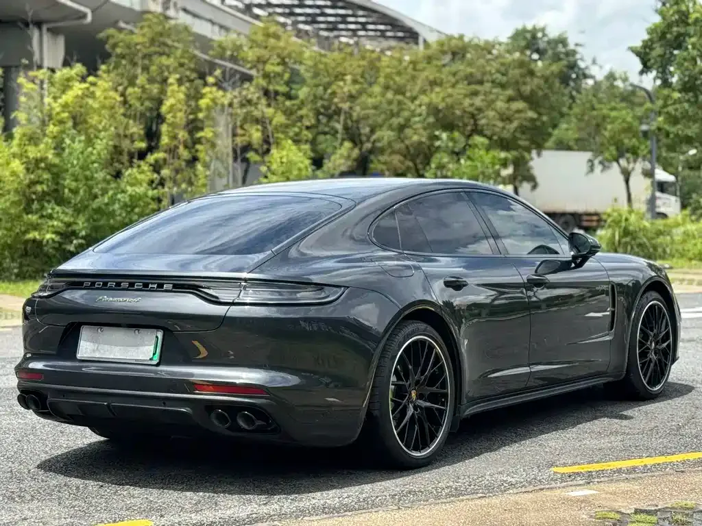 Porsche Panamera Hybrid — фото 10