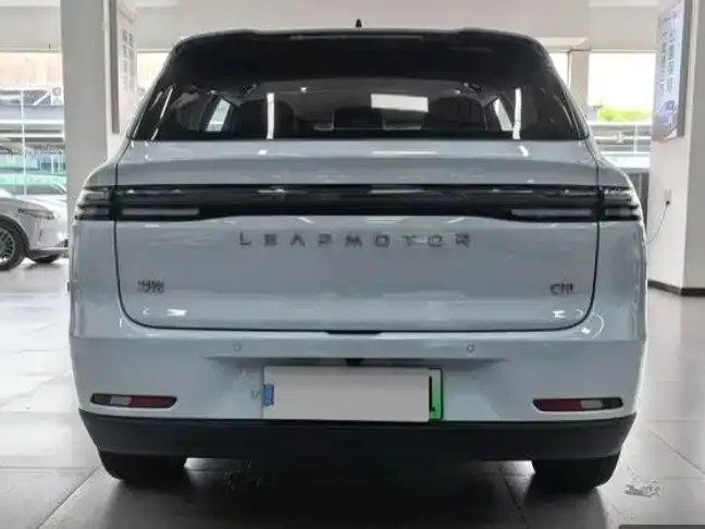 Leapmotor C10 — фото 2