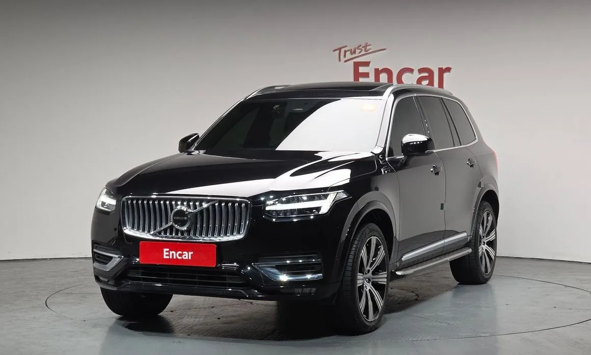 Volvo XC90 — фото 1