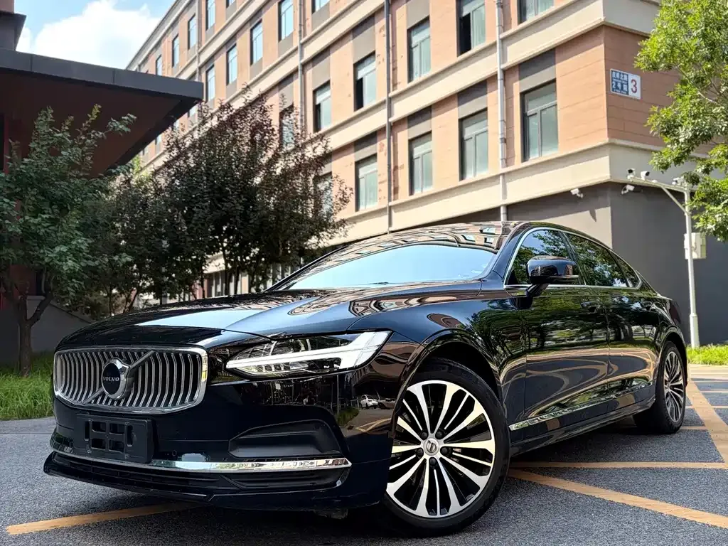 Volvo S90 — фото 9