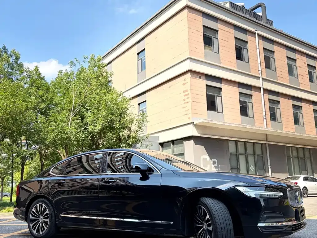 Volvo S90 — фото 6
