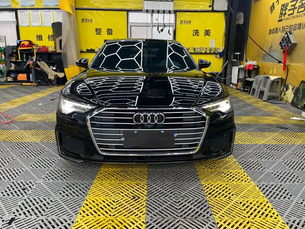 Audi A6L — фото 10