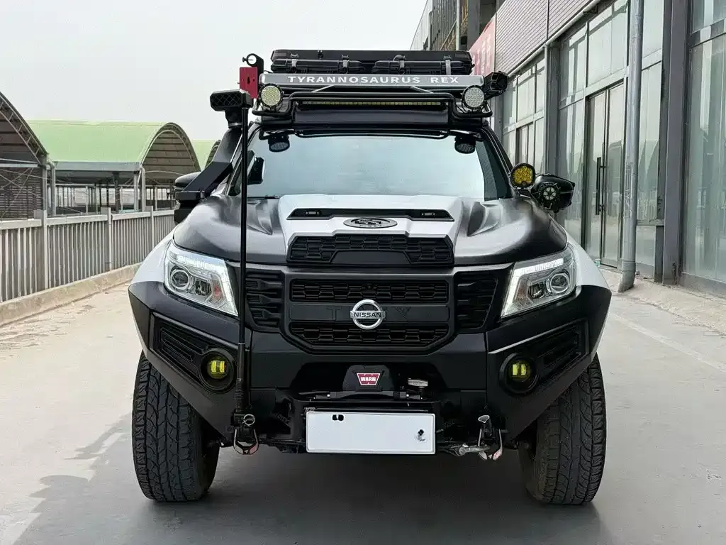 Nissan Navara — фото 7