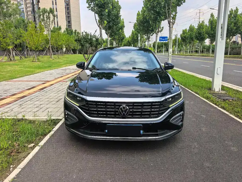 Volkswagen Passat — фото 7