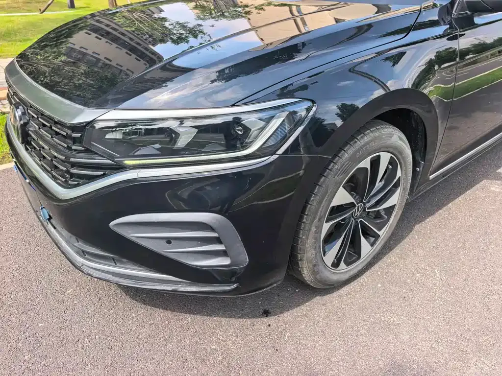 Volkswagen Passat — фото 8