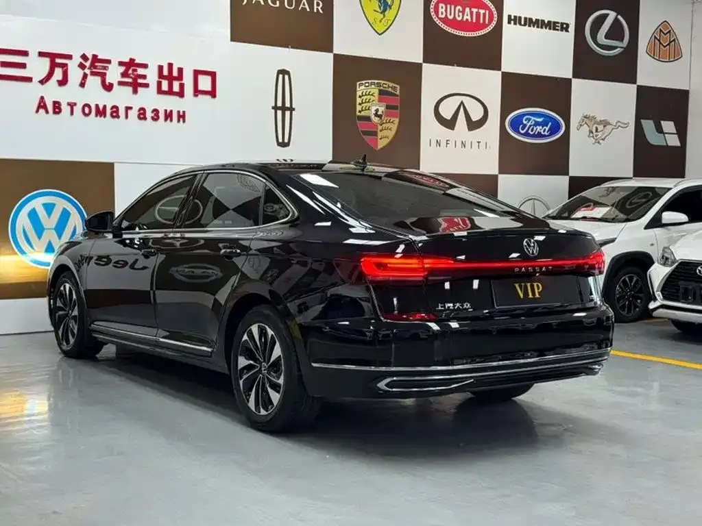 Volkswagen Passat — фото 2