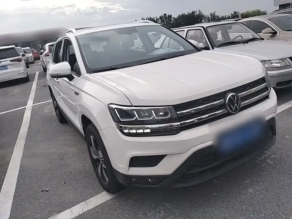 Volkswagen Tharu — фото 8