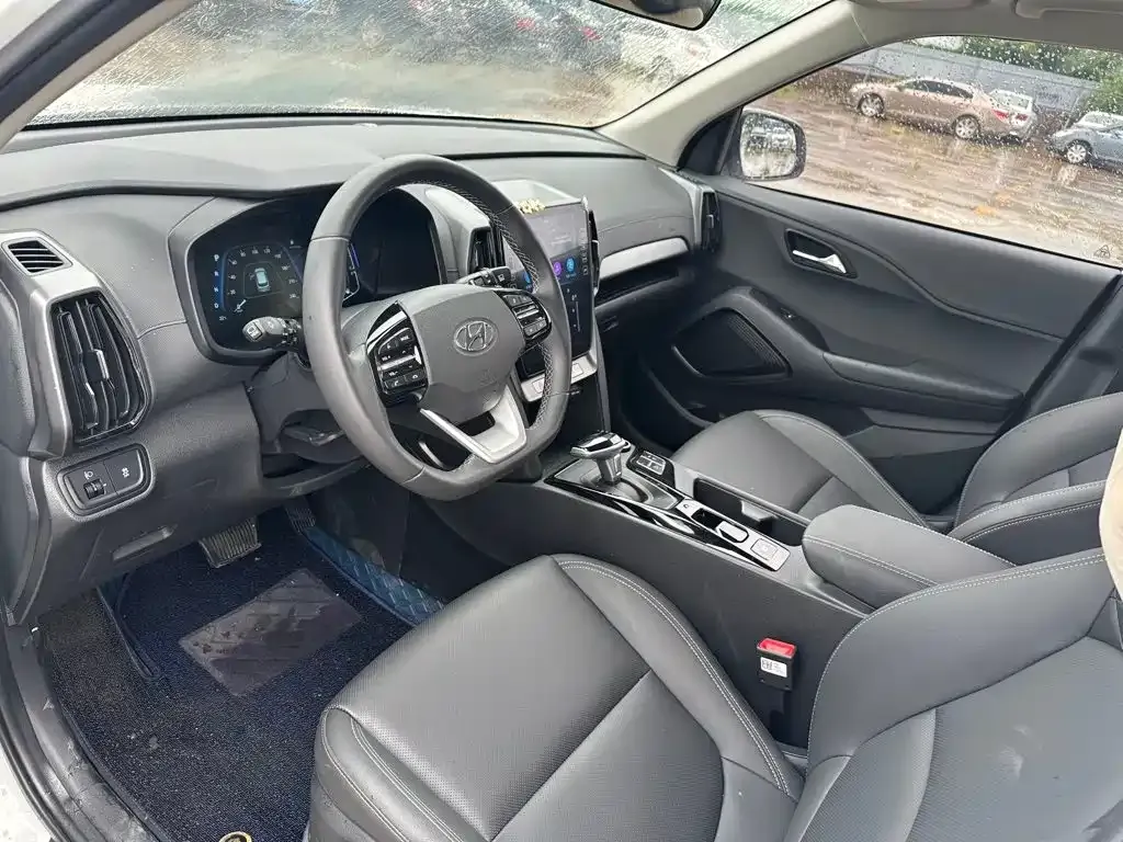 Hyundai ix35 — фото 10